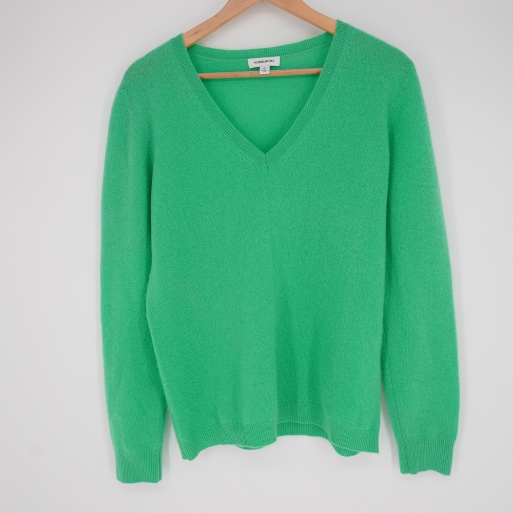 Nordstrom Cashmere V Neck Sweater Mens L Green Classic Preppy Resort Casual